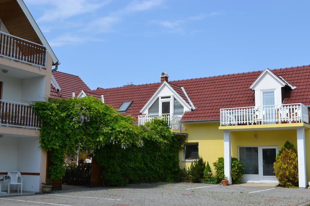 Guest House Silatti - Apartments Keszthely Exteriér fotografie